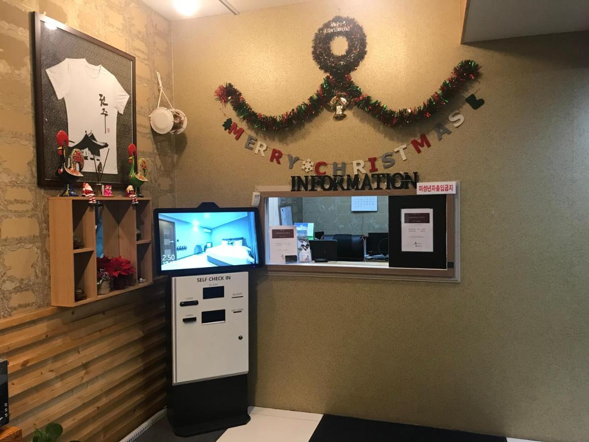 Gung Hotel Jeonju Εξωτερικό φωτογραφία