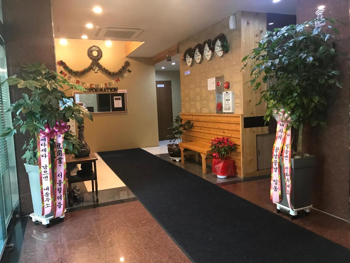 Gung Hotel Jeonju Εξωτερικό φωτογραφία