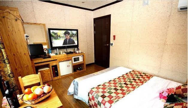 Gung Hotel Jeonju Εξωτερικό φωτογραφία