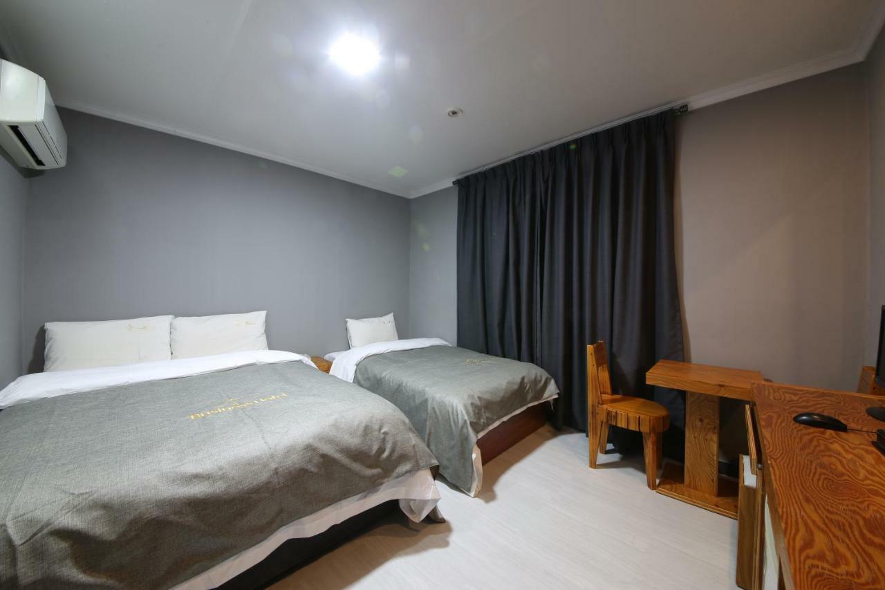 Gung Hotel Jeonju Εξωτερικό φωτογραφία