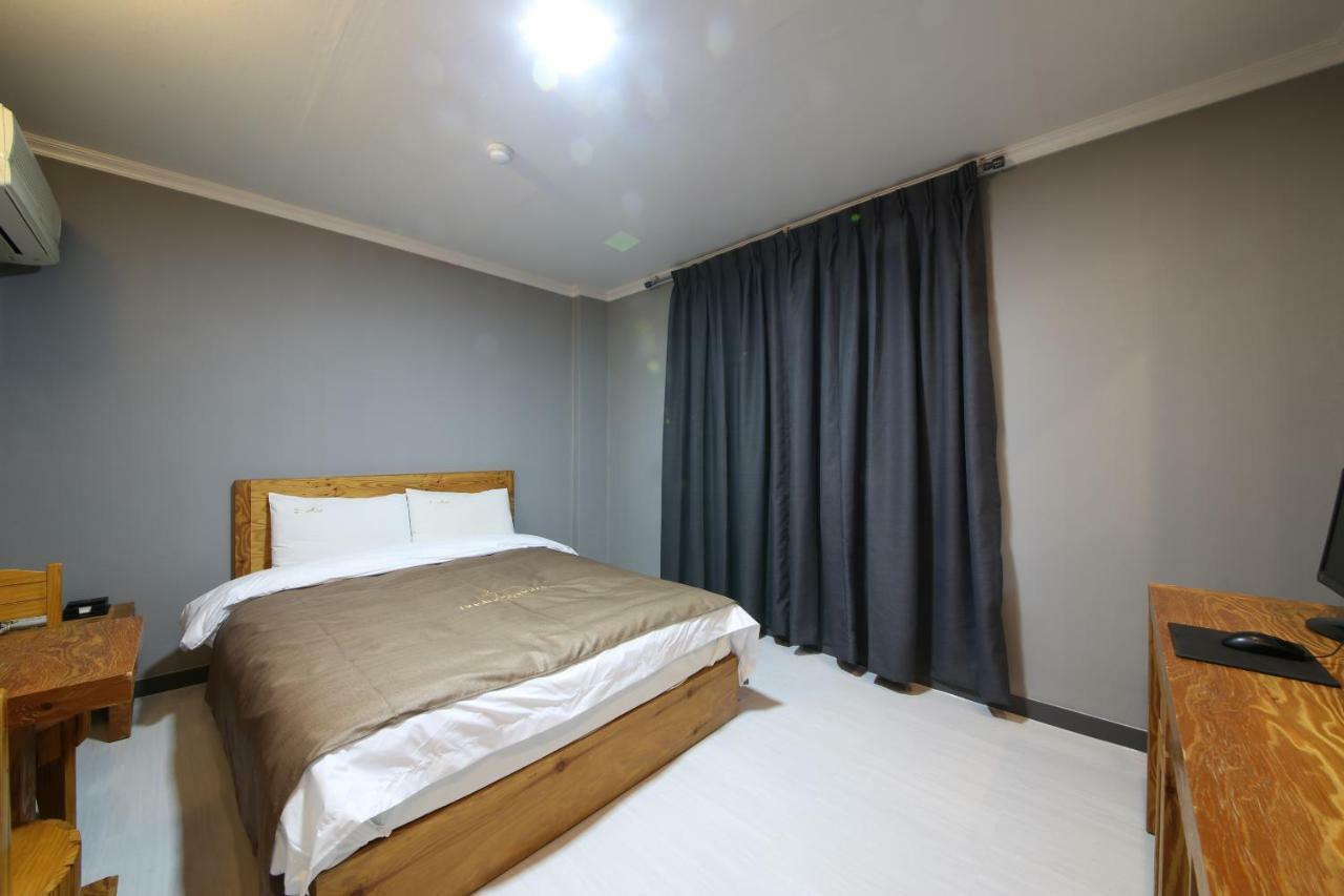 Gung Hotel Jeonju Εξωτερικό φωτογραφία